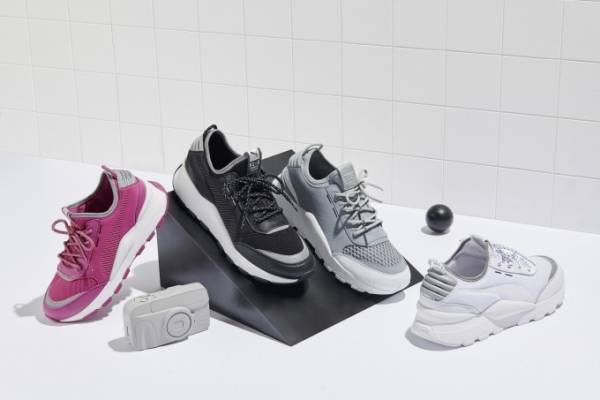 プーマ新スニーカー「RS-0 Optic」カメラのフラッシュに着想、アッパーに反射素材を搭載