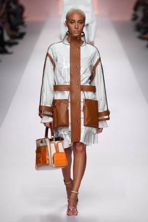 フェンディ 2019年春夏コレクション - 機能性と洗練さは両立する