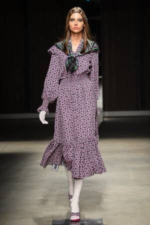 アツシ ナカシマ 19年春夏コレクション 音楽と共に移り変わるファッションに目を向けて 18年9月28日 ウーマンエキサイト 1 2