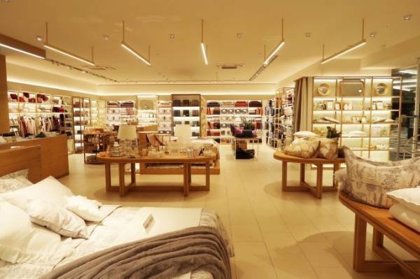 ZARA HOME「ららぽーと名古屋みなとアクルス店」オープン、国内初のフォトスペースも