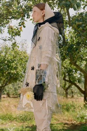 モンクレール ジーニアス 4 モンクレール シモーネ・ロシャ 19年春夏 - 花々に囲まれた庭園