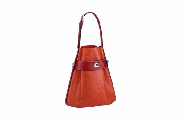 ルイ・ヴィトン「ツイスト」バッグに新型「TWIST BUCKET」ベルトをあしらったバケツタイプ