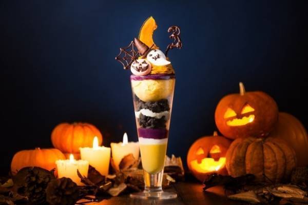 ブラザーズカフェより、期間限定かぼちゃ＆さつまいものハロウィンパフェ登場