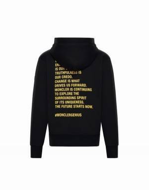 「モンクレール ジーニアス」南青山に限定ストア、世界的デザイナー8人との限定コラボグッズ