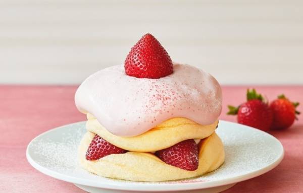 スフレパンケーキ専門店「フリッパーズ」表参道&渋谷に新店 -「ミレニアルストロベリー」限定販売