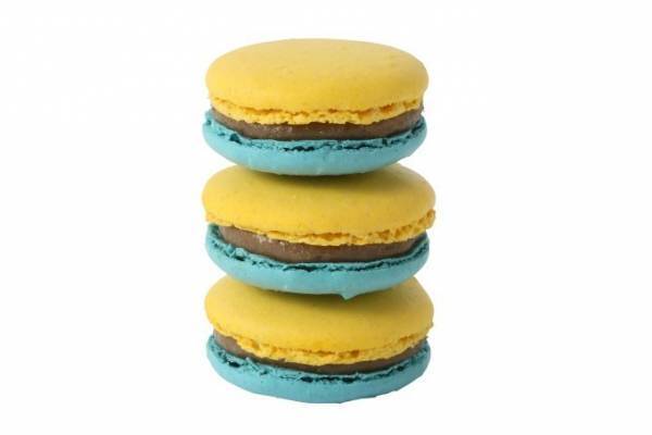 ラデュレ×ミニオンの限定マカロンボックス「コフレ・ミニオン」ミニオンの好物“バナナ”風味