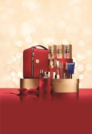 エスティ ローダーのクリスマスコフレ、アイ&チークパレット3種含む人気アイテム12品の贅沢セットなど