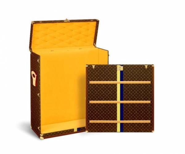 ルイ・ヴィトン、フェルメールの名画《牛乳を注ぐ女》特製トランクを製作＆日本橋三越で展示