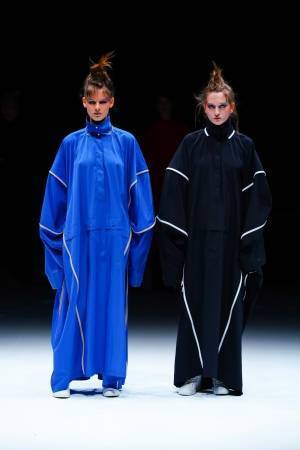 ヒロコ コシノ2019年春夏コレクション - "違和感"がもたらす新しい風