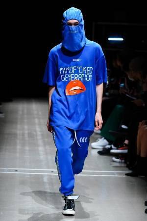 ナード ユニット 2019年春夏コレクション - メディアに支配される不健全社会への反発