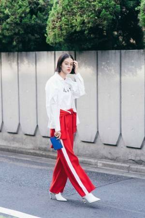 ベイプのレディースライン「ベイピー」が「ベイピー バイ ア ベイシング エイプ」に新生、原宿に旗艦店も