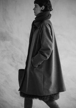 HaaTからクリスマスを彩る新作 - カシミヤのコートや花柄のハンドメイドバッグ