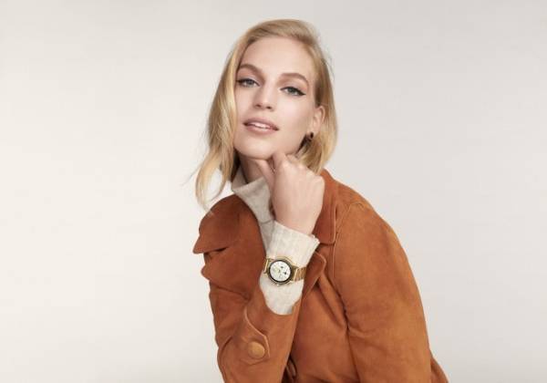 トリー バーチ初のタッチスクリーンスマートウォッチ、GPS内蔵など最新技術＆カスタム可能なフェイス