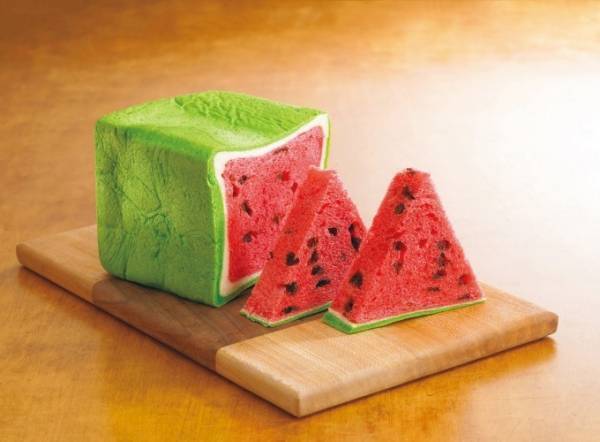 「パンフェス」そごう横浜店に全国人気＆話題パン100種以上、本物そっくり“スイカパン”など