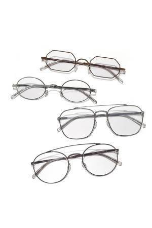 マイキータ+メゾン マルジェラのアイウェア受注会が埼玉・ポンメガネで、過去のモデルも集結