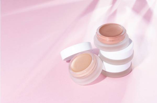 アールエムエス ビューティー人気No.1のハイライトシリーズに新色、“幻のカラー”がついに単色で