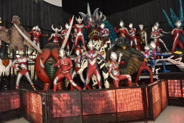「ウルトラマンフェスティバル」が大阪・ひらかたパークに、西日本初バトルジオラマやライブステージなど