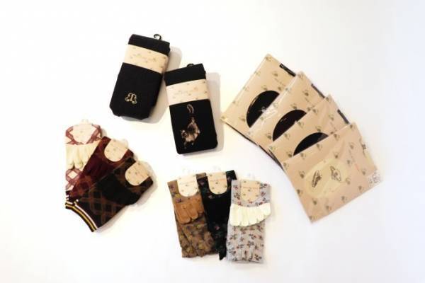 ポール & ジョー シスターの猫やウサギを描いた新作ルームソックス、“肉球型”滑り止め付きも