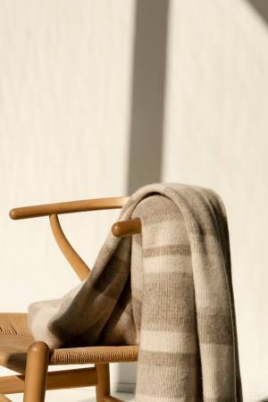 ロンハーマンのクリスマス - カシミアのブランケット＆“冬の森”の香りのディフューザーなど