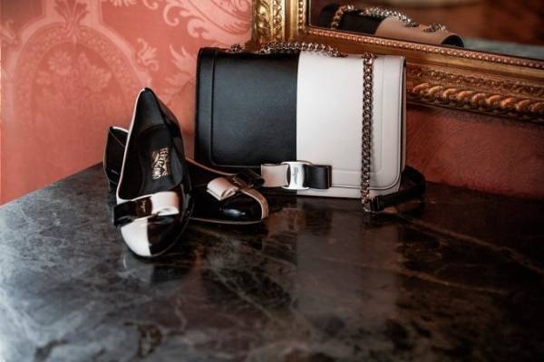 サルヴァトーレ フェラガモ"リボン”のアイコン「ヴァラ」限定シューズが伊勢丹新宿で発売