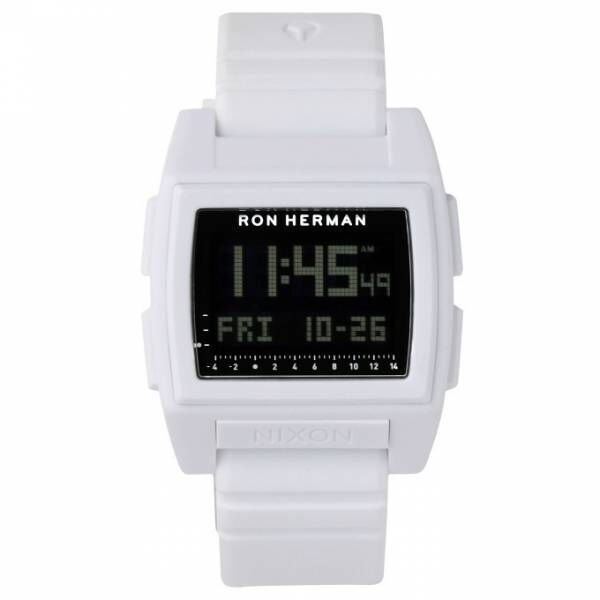 ニクソン×RHC ロンハーマン 福岡店の腕時計「ベースタイドプロ」オールホワイトのサーフウォッチ