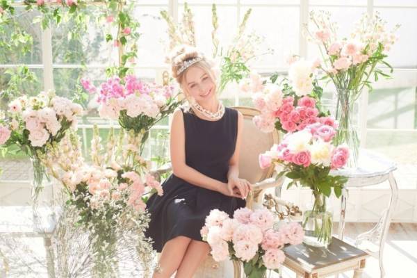 「メゾン ド フルール プチ ローブ」身長154cm以下の女性に向けた新ブランド、リボンドレスなど