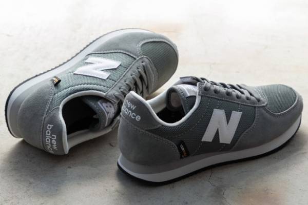 ニューバランス × アーバンリサーチ ドアーズのコラボシューズ、コーデュラ素材のメッシュアッパー