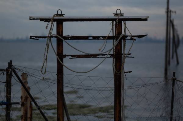 落合陽一の展覧会「質量への憧憬 〜前計算機自然のパースペクティブ〜」天王洲で、約20点の写真展示