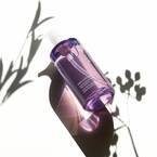 シュウ ウエムラ“輝き素肌”へ導く新ブライトニング クレンジング オイル、ハーブティーイメージの香り