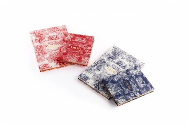 ディオール メゾン“トワル ドゥ ジュイ”ホームアイテム - 野生動物を描いた食器やクッション