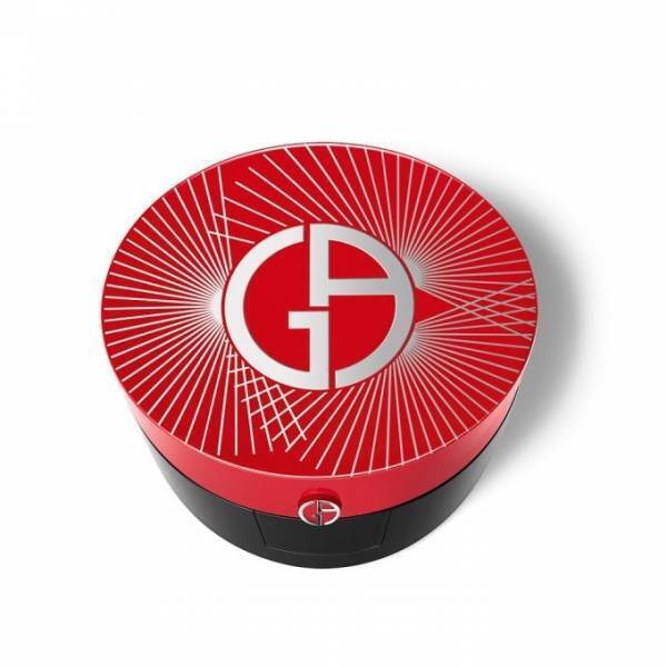 ジョルジオ アルマーニ ビューティの"素肌仕上がり"クッションファンデに新色&限定パッケージ