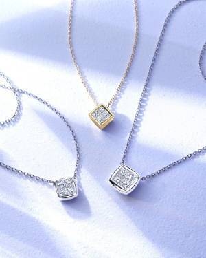 ヴァンドーム青山より19年春夏の新作ジュエリー、ダイヤモンドやアコヤパールのネックレスなど