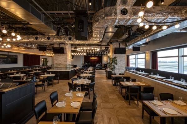 「LDH キッチン」の新業態が羽田空港の複合商業施設に、ライブ演奏を楽しめるオールデイダイニング