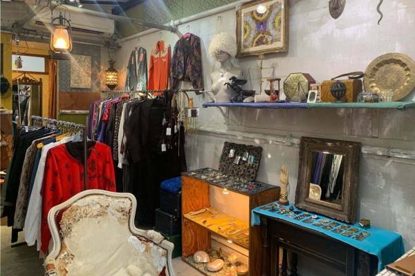 「TOGA XTC」のガレージセールが原宿で、ヨーロッパ・アメリカ古着やバッグ、シューズなど