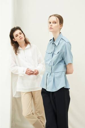 1LDK 19年春夏シーズンのサンプルセールを代官山で - チノやブラック＆ブルーが最大80％オフ