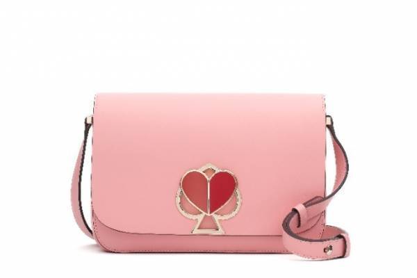 ケイト・スペードの「スペード」クロージャーバッグ、ニコラ・グラス手掛ける初シーズンが全国発売