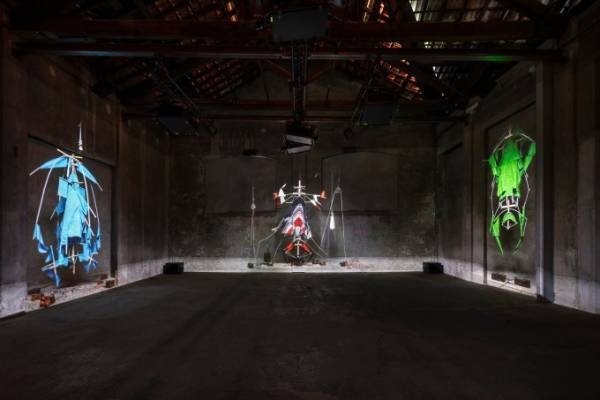 5 モンクレール クレイグ・グリーン 19年春夏新作 - テントや凧から着想を得たウェア