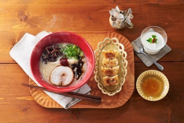 一風堂による「ニブンノイップウドウ」渋谷ヒカリエに新店、小ぶりのラーメンに“選べる”セットメニュー