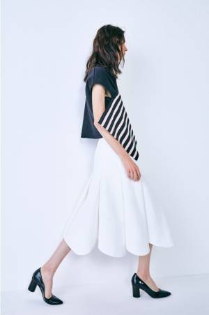 アキラナカからシューズライン誕生、パンプスやサンダルなど - 解剖学に基づく快適な履き心地