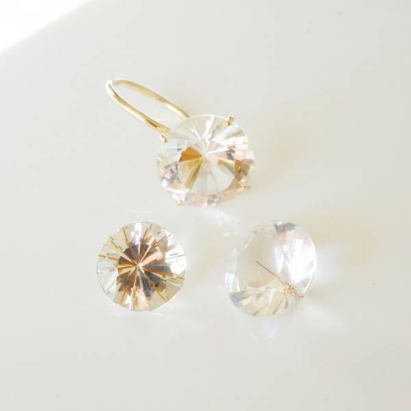 トーカティブ“万華鏡のような世界”が楽しめる「カレイドスコープルチルクォーツ」リング、新宿で発売