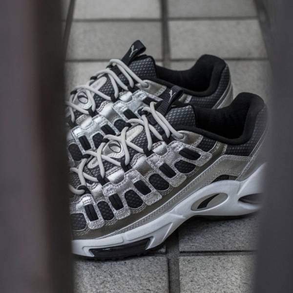 プーマ、定番スニーカー「セル エンデューラ」ブレンズとのコラボモデル - 玉虫色に光るシルバーレザー