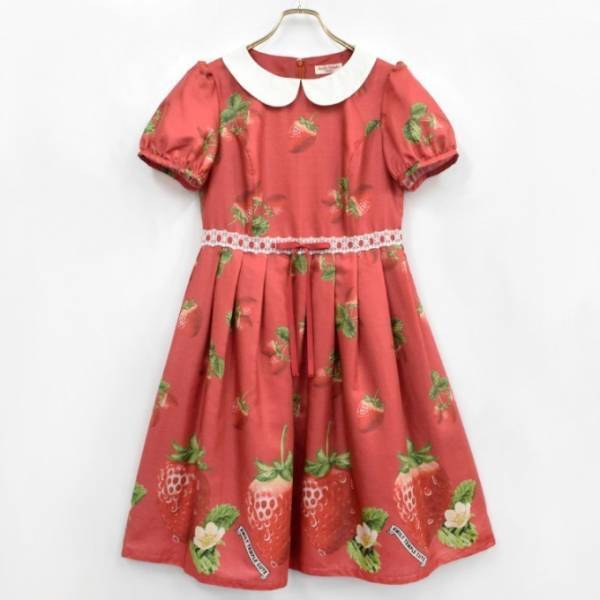 エミリーテンプルキュート“早摘みいちご”柄のワンピースやバッグ、ジャムイメージのエプロンも