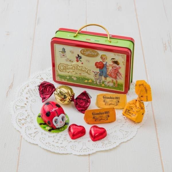 カファレル 2019年バレンタイン -  ホイルチョコレートを取手付きトランク型の缶に入れて