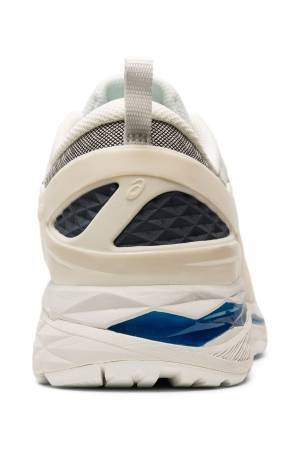 アシックス×キコ コスタディノフのシューズ、アシックスロゴを隠したイエローなど3色