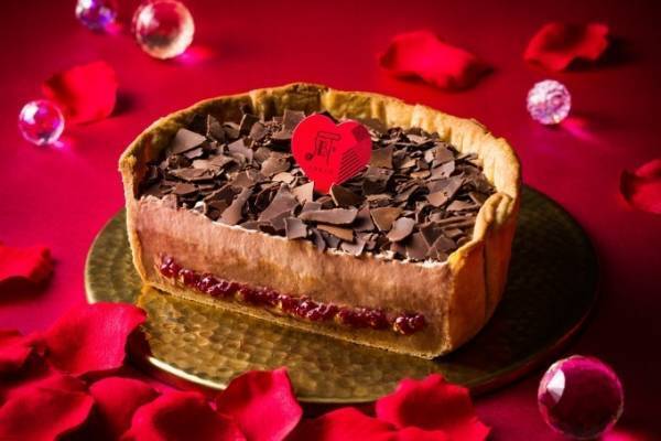 パブロ期間限定「ショコラとフランボワーズのLOVEチーズタルト」濃厚チョコ×甘酸っぱいベリー