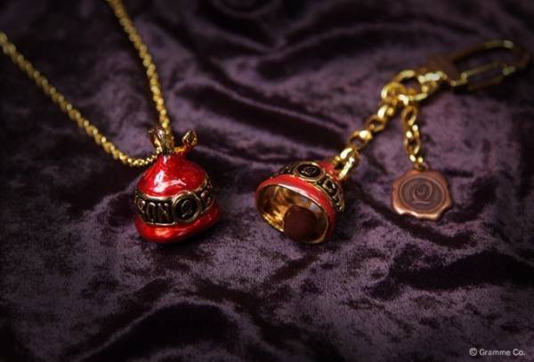 Q-pot.のアクセサリー、ひと口チョコのチャーム＆ボンボンショコラネックレスなど
