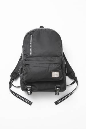 マキャベリック×カッパの高密度ナイロンバッグ - バックパックやサコッシュを展開