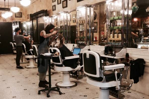 ラルフ ローレンのバーバーサロンが有楽町に、NY発アメリカンバーバーとコラボ