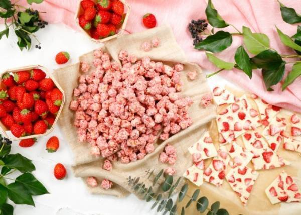 ギャレット ポップコーンの春限定「ベリーベリーホワイトチョコレート」甘酸っぱい苺風味を主役に