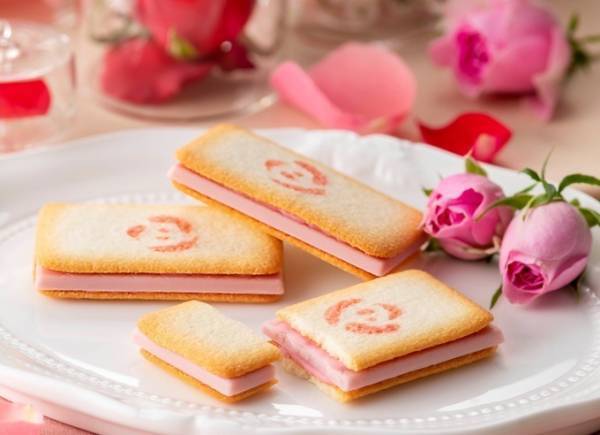 銀のぶどう“真っ赤なバラ”入り春スイーツ「ショコラ・ローズ」発売、口に広がる甘い香り